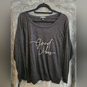 Good Vibes top/lightweight sweater. Heather black. XXL.